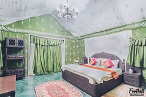 Foothill Pushkar Resort