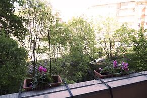 New, Spacious, Bright, Elegant Loft Apartment With Balcony. Opposite t