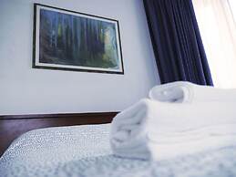 New, Spacious, Bright, Elegant Loft Apartment With Balcony. Opposite t