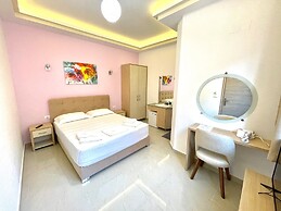 The City Gate Hotel