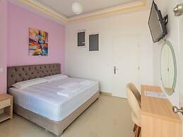 The City Gate Hotel