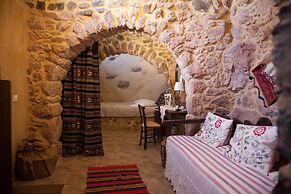 Sitanos Forgotten Neighborhood