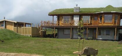 Alfasteinn Country Home Guesthouse