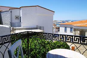 Cesme Kale Tas Apart