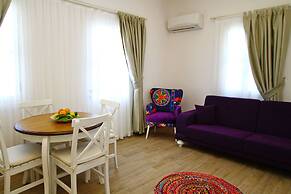 Cesme Kale Tas Apart