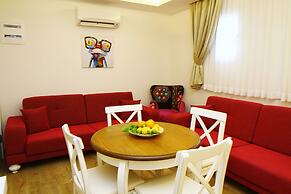 Cesme Kale Tas Apart