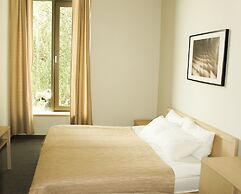 Zaliasis slenis - Self check-in hotel