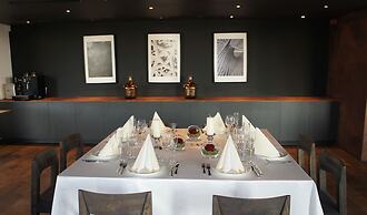 Zaliasis slenis - Self check-in hotel