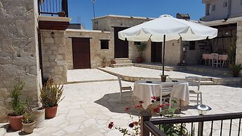 Olympia Traditional Houses