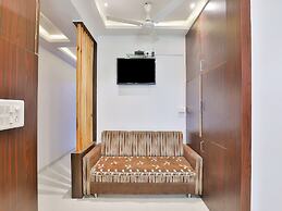 OYO 5476 Hotel Sunrise