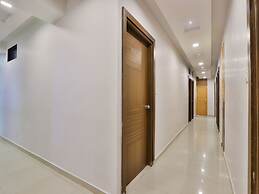 OYO 5476 Hotel Sunrise