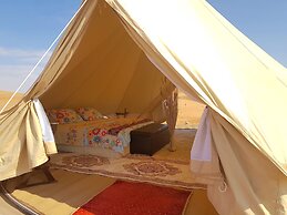 Starwatching private camp - Oman Desert Private Camp