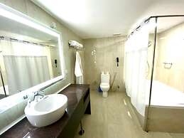 Rollace Hotel Lagos INTL