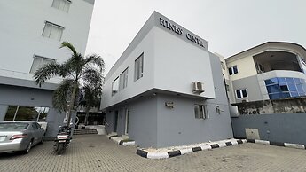 Rollace Hotel Lagos INTL