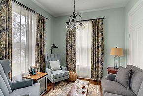 Historic Birch Lodge and Motel