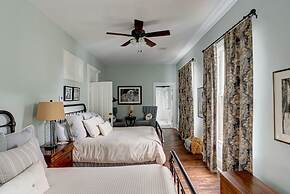 Historic Birch Lodge and Motel