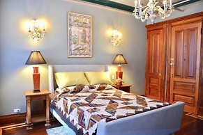 Northern Lights Mansion