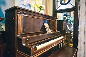 Northern Lights Mansion