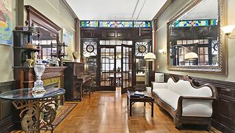 Northern Lights Mansion