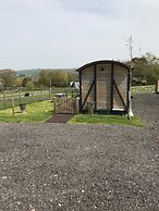 Greenacres Self Catering Railway Wagon-Glamping