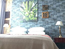 Lawang Suite Apartment With Balcony