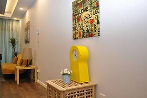 Lawang Suite Apartment With Balcony