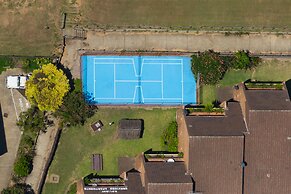 Reef Resort Apartments