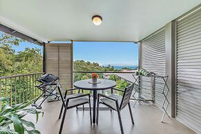 Alpha 8 on Waterson - Airlie Beach