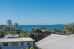 Alpha 8 on Waterson - Airlie Beach