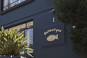 Ballantyne at Mosman Serviced Apartment