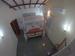 Girilena Guest House
