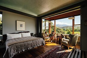 Hapuku Lodge & Tree Houses