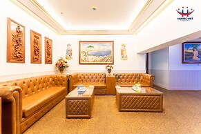 Huong Viet Hotel Quy Nhon - Beachfront