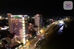 Huong Viet Hotel Quy Nhon - Beachfront