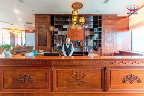 Huong Viet Hotel Quy Nhon - Beachfront