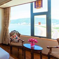 Huong Viet Hotel Quy Nhon - Beachfront