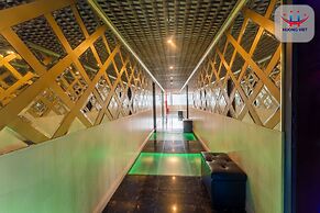 Huong Viet Hotel Quy Nhon - Beachfront