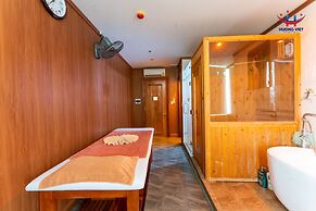 Huong Viet Hotel Quy Nhon - Beachfront