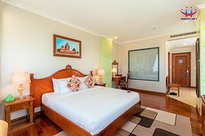 Huong Viet Hotel Quy Nhon - Beachfront