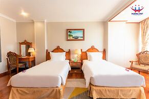 Huong Viet Hotel Quy Nhon - Beachfront