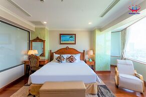 Huong Viet Hotel Quy Nhon - Beachfront