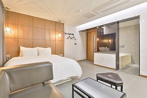Gracias Hotel Gimhae