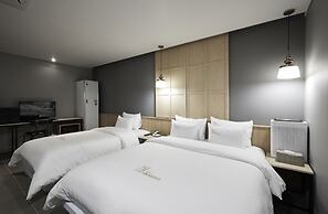 Gracias Hotel Gimhae