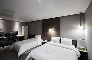 Gracias Hotel Gimhae