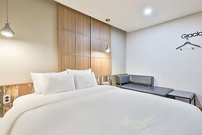 Gracias Hotel Gimhae