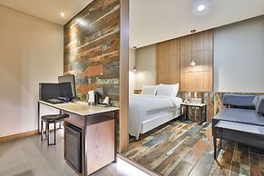 Gracias Hotel Gimhae