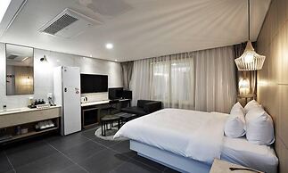 Gracias Hotel Gimhae