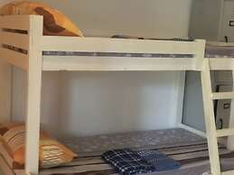 Alesseo Backpackers - Hostel