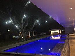 Alesseo Backpackers - Hostel