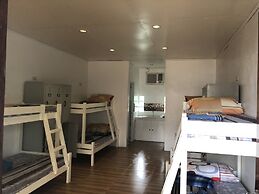 Alesseo Backpackers - Hostel